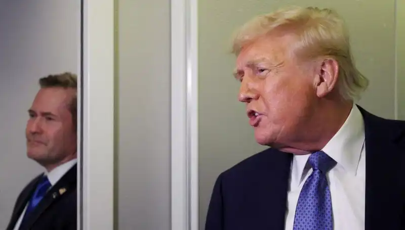 Trump’ın Sürpriz Kararı: Mike Waltz Görevden Mi Alındı?