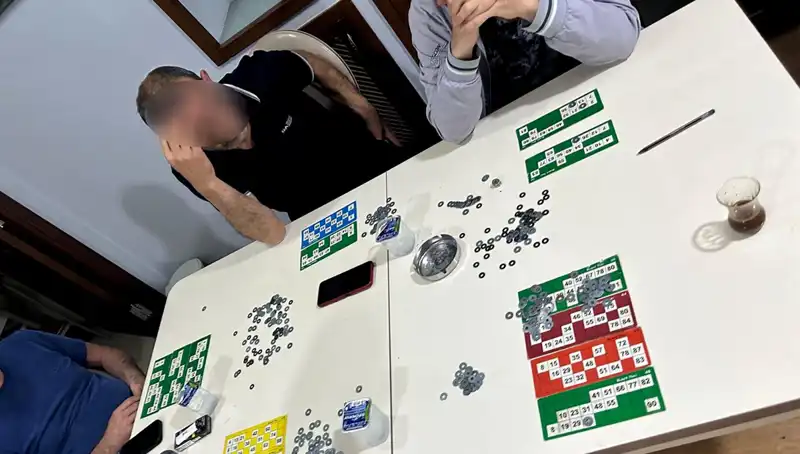 TikTok Canlı Yayını Polis Baskınıyla Kesildi: 22 Kişi Yakalandı!