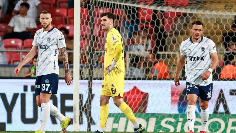 Fenerbahçe’nin Dramı: 2025 Sezonunda Tarih Koydu!