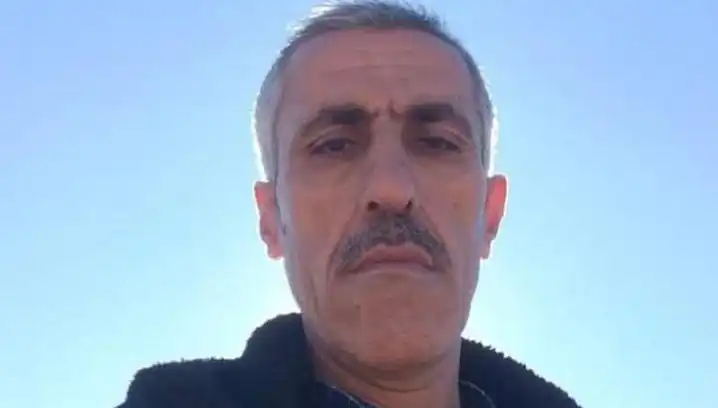 Gençleri Çime Bastıkları İçin Uyardığı İçin Bıçaklı Saldırıya Uğradı!