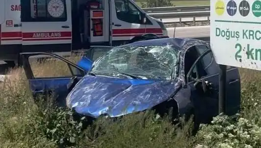 Kontrolden Çıkan Araç Takla Attı: Korkunç Kaza İki Yaralıyla Sonuçlandı