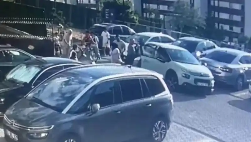 Eşi ve Yakınlarını Ezerek Kaçan Sürücü Gözaltına Alındı