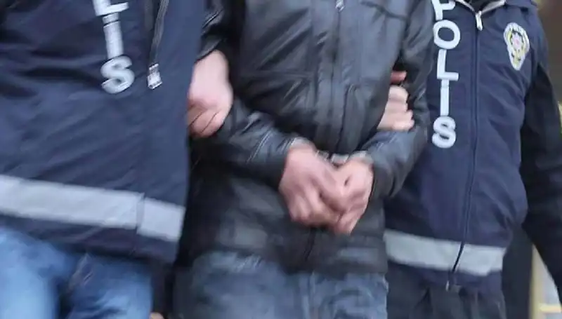Osmaniye'de Uyuşturucu Operasyonu: 7 Şüpheli Tutuklandı, Neler Yaşandı?