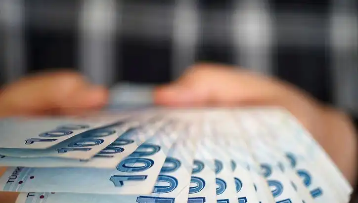 Emekli Promosyonları 2025: Bankaların Sunmuş Olduğu Avantajlar ve Tutarlar