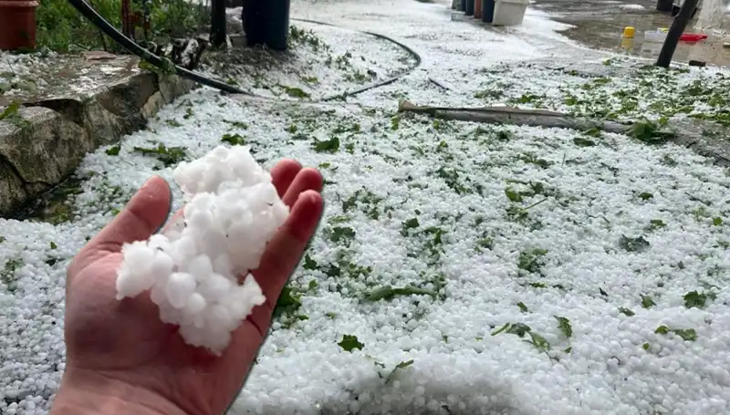 Haziran Ayında Yaşanan Sıra Dışı Dolu Olayı: Şehir Beyaza Büründü