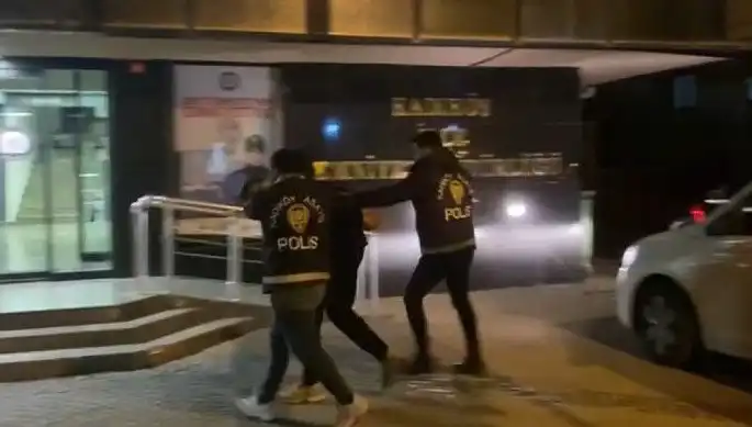Galatasaray Taraftarını Silahla Yaralayan Şüpheli Yakalandı, Olayın Detayları Şok Etti