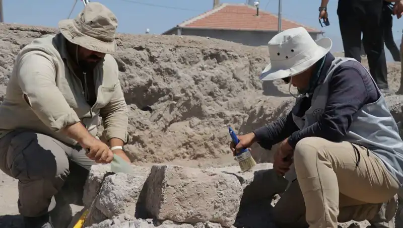 İç Anadolu'da Tarih Yeniden Canlanıyor: Yeni Mozaik Keşifleri
