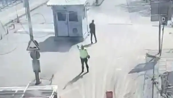 CHP Otobüsü Şoförüne Ev Hapsi: Olayın Perde Arkası Neler?