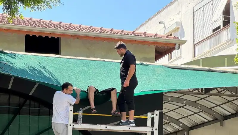 Balkon Kenarında Geçirdiği Korkunç Kaza: Dengesini Kaybedip Düştü