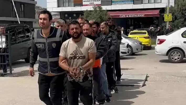 Edirne'de Yedi Firari İsim Eş Zamanlı Operasyonda Ele Geçirildi