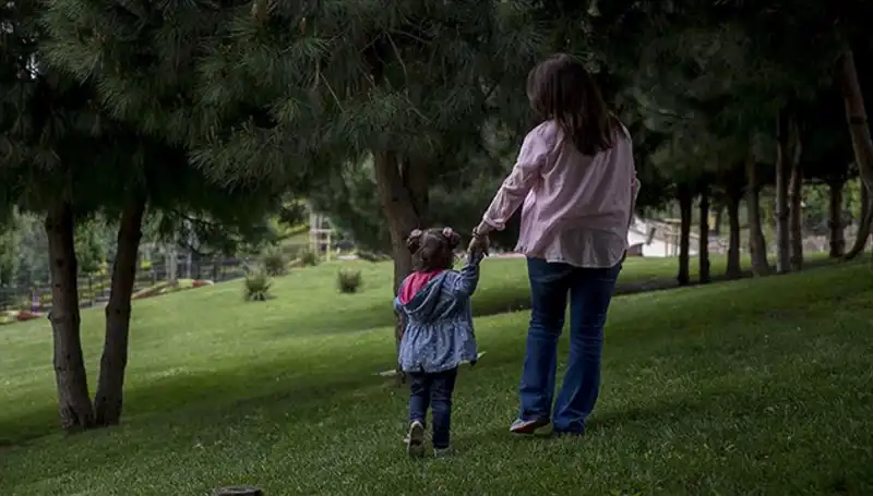 Yargıtay'ın Önemli Koruyucu Aile Kararı: Aile İlişkileri Yeniden Şekilleniyor